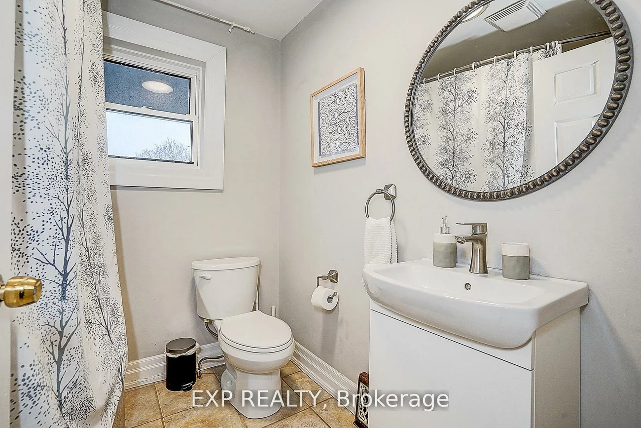 12, Vincent, Bristol-London, Newmarket