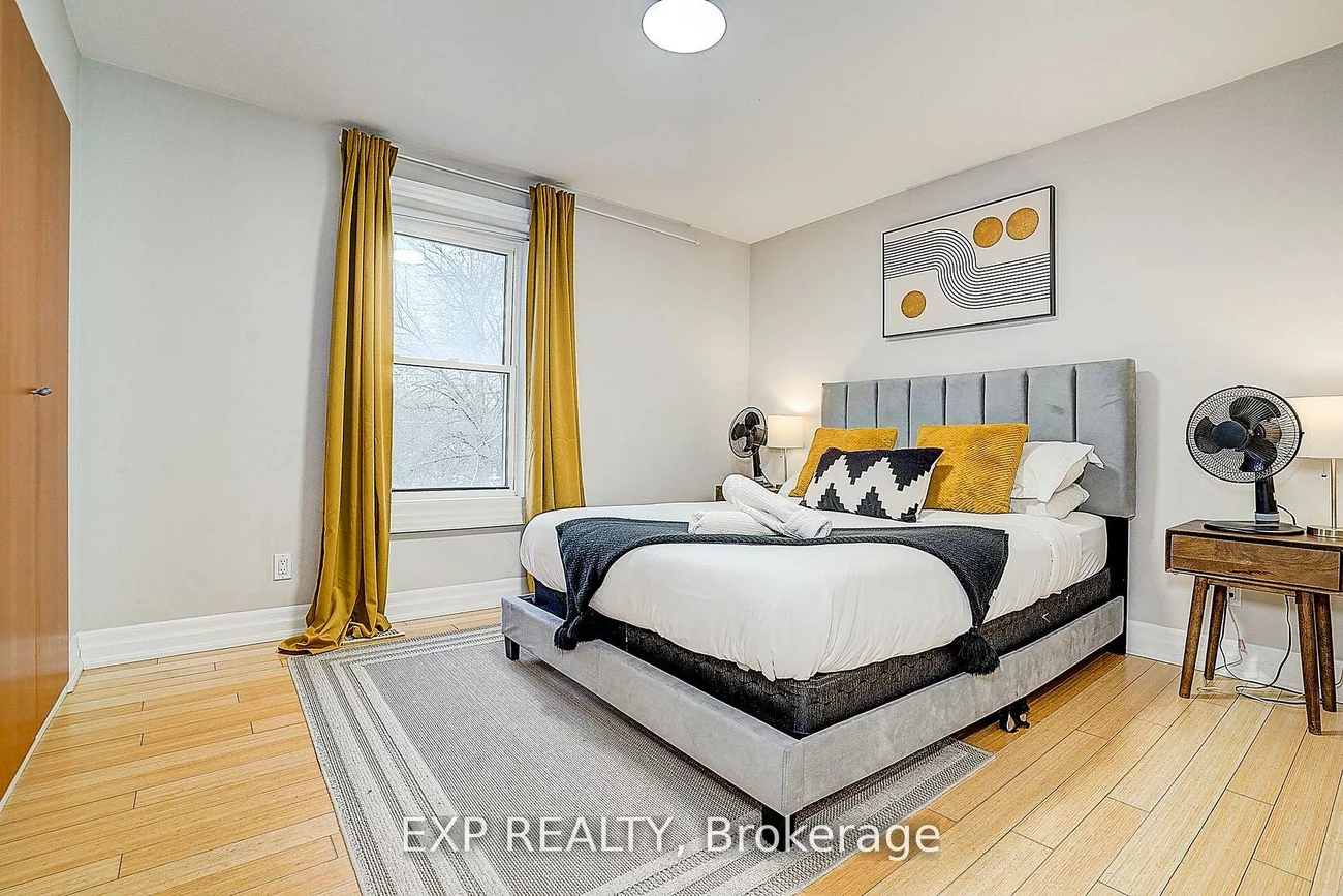 12, Vincent, Bristol-London, Newmarket