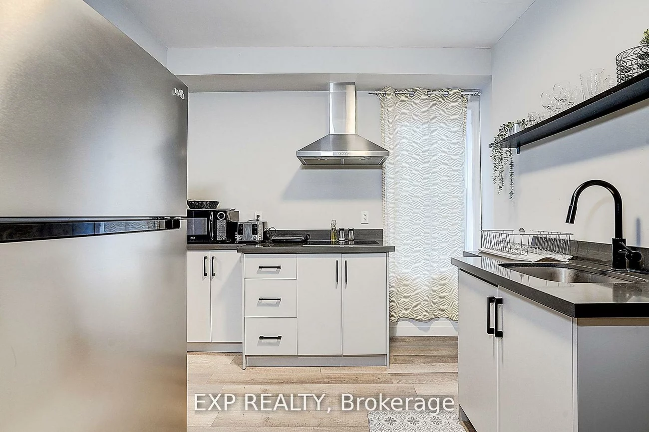 12, Vincent, Bristol-London, Newmarket