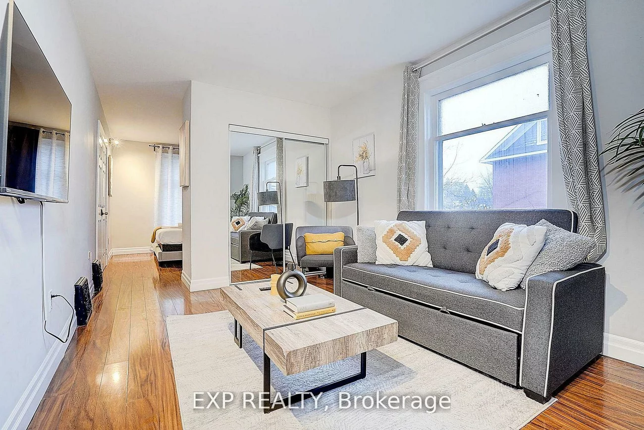 12, Vincent, Bristol-London, Newmarket