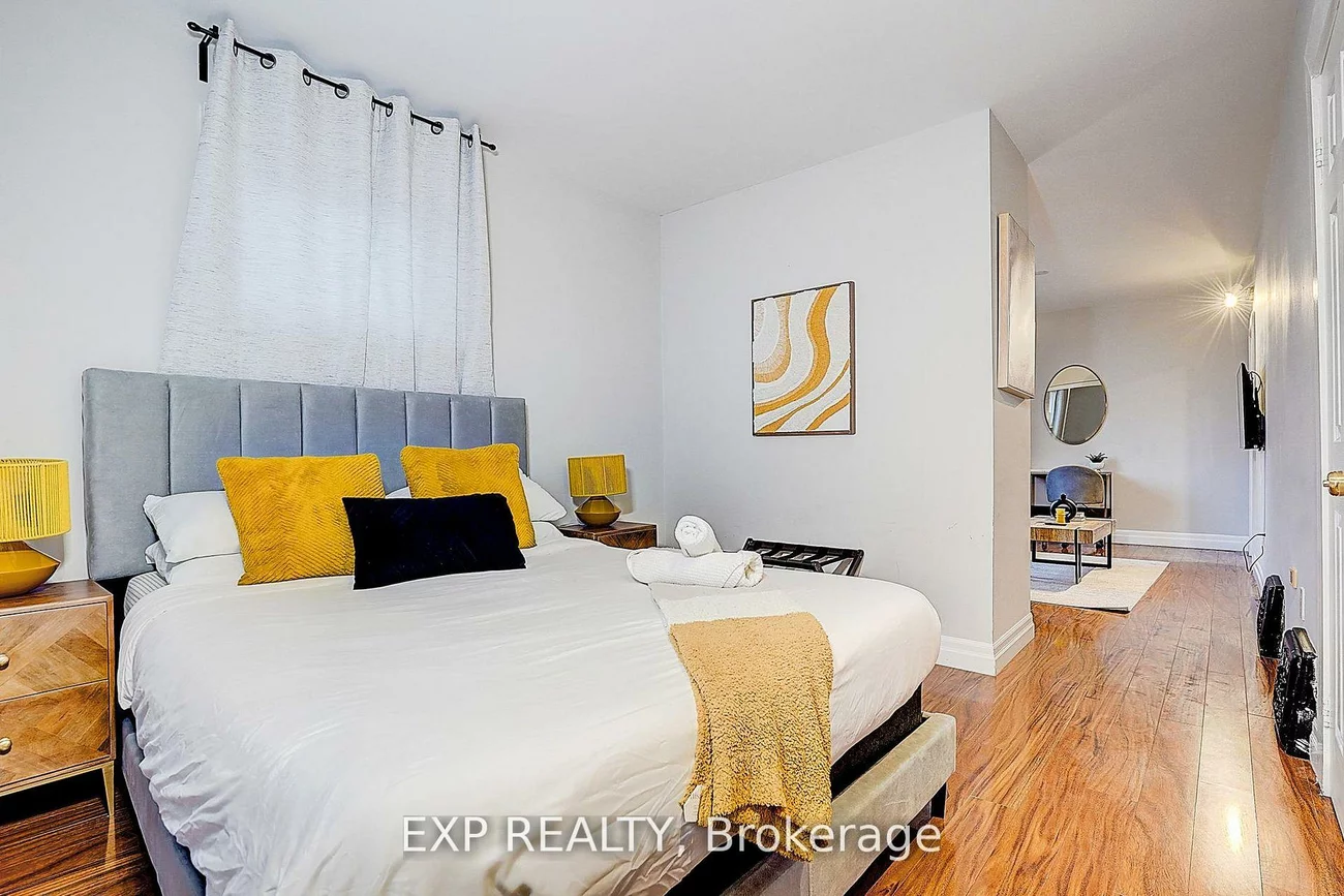 12, Vincent, Bristol-London, Newmarket