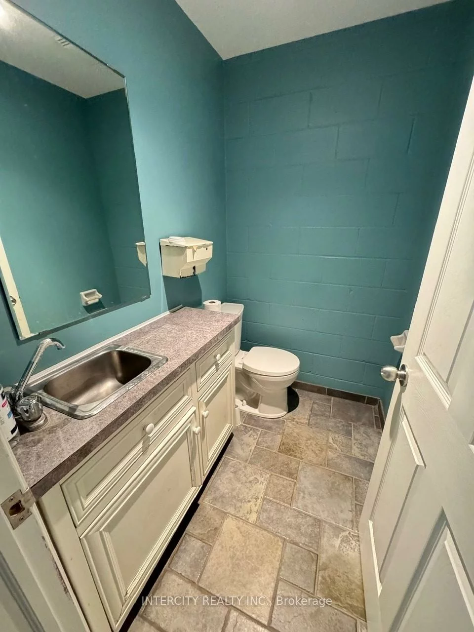 1260, Journey's End, Newmarket Industrial Park, Newmarket