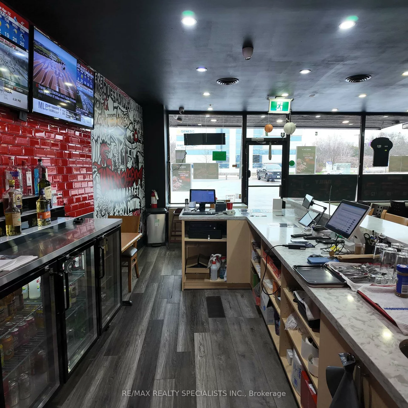 540, Davis, Central Newmarket, Newmarket