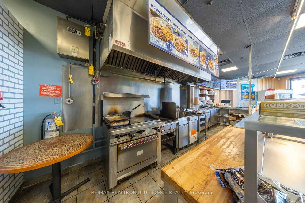 1111, Davis, Newmarket Industrial Park, Newmarket