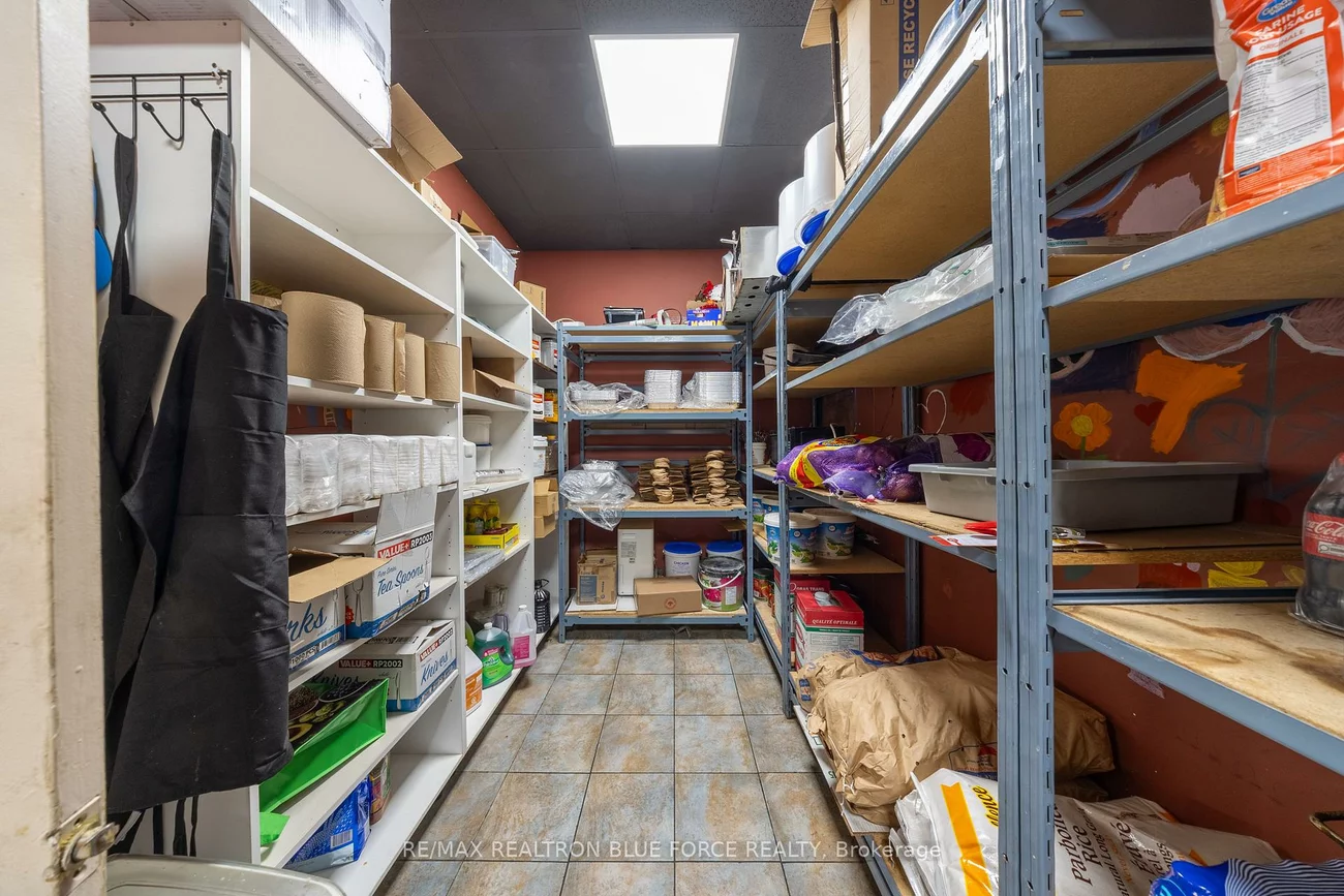 1111, Davis, Newmarket Industrial Park, Newmarket