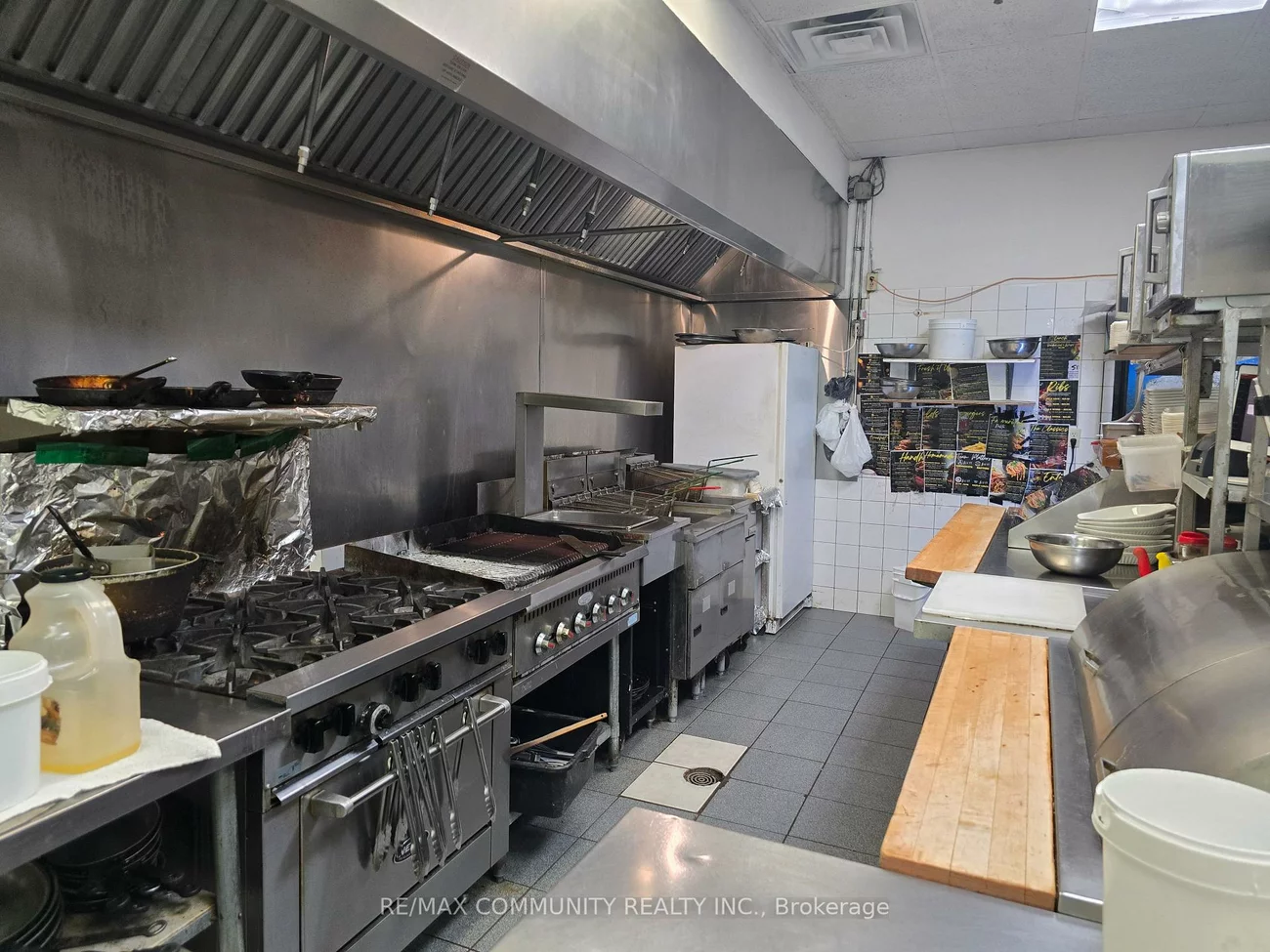 1091, Gorham, Newmarket Industrial Park, Newmarket