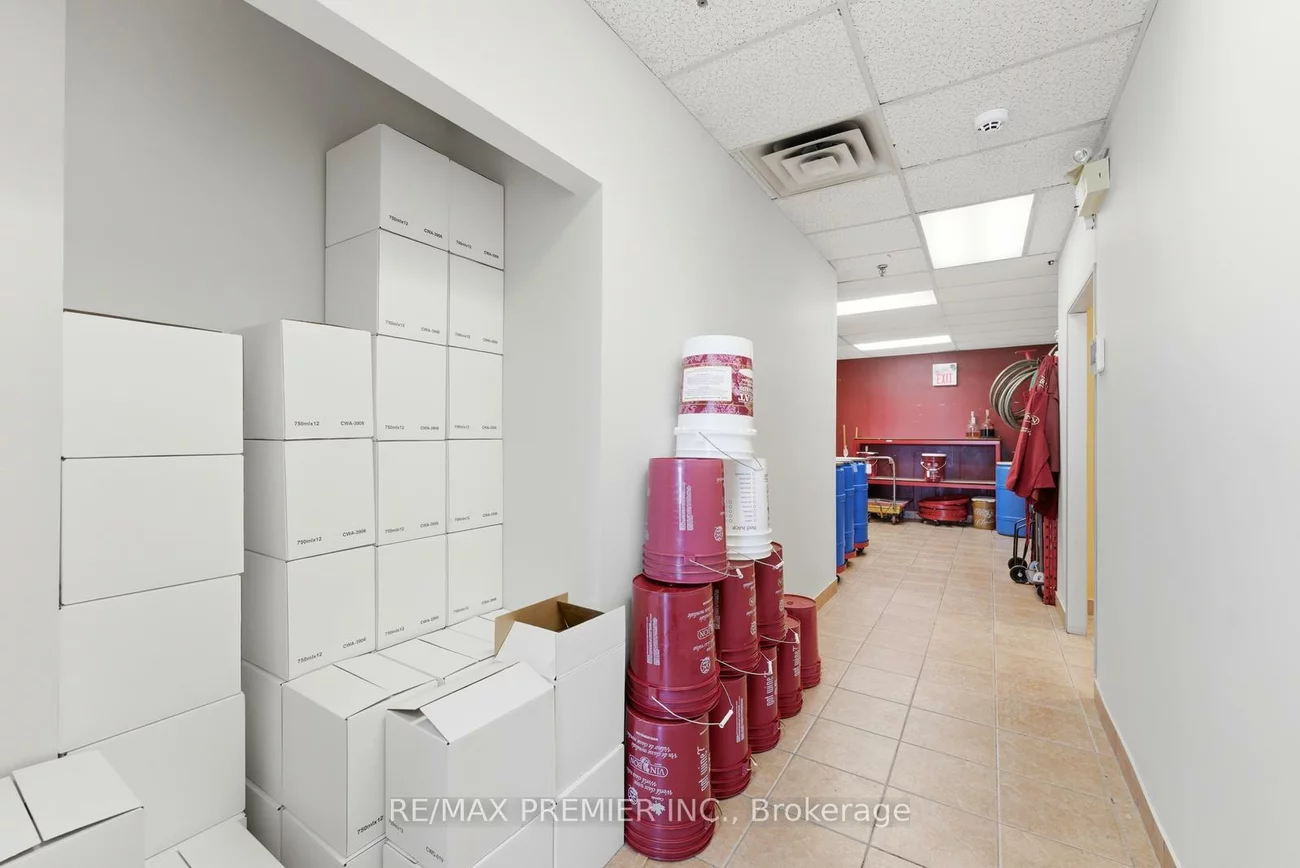 1100, Gorham, Newmarket Industrial Park, Newmarket