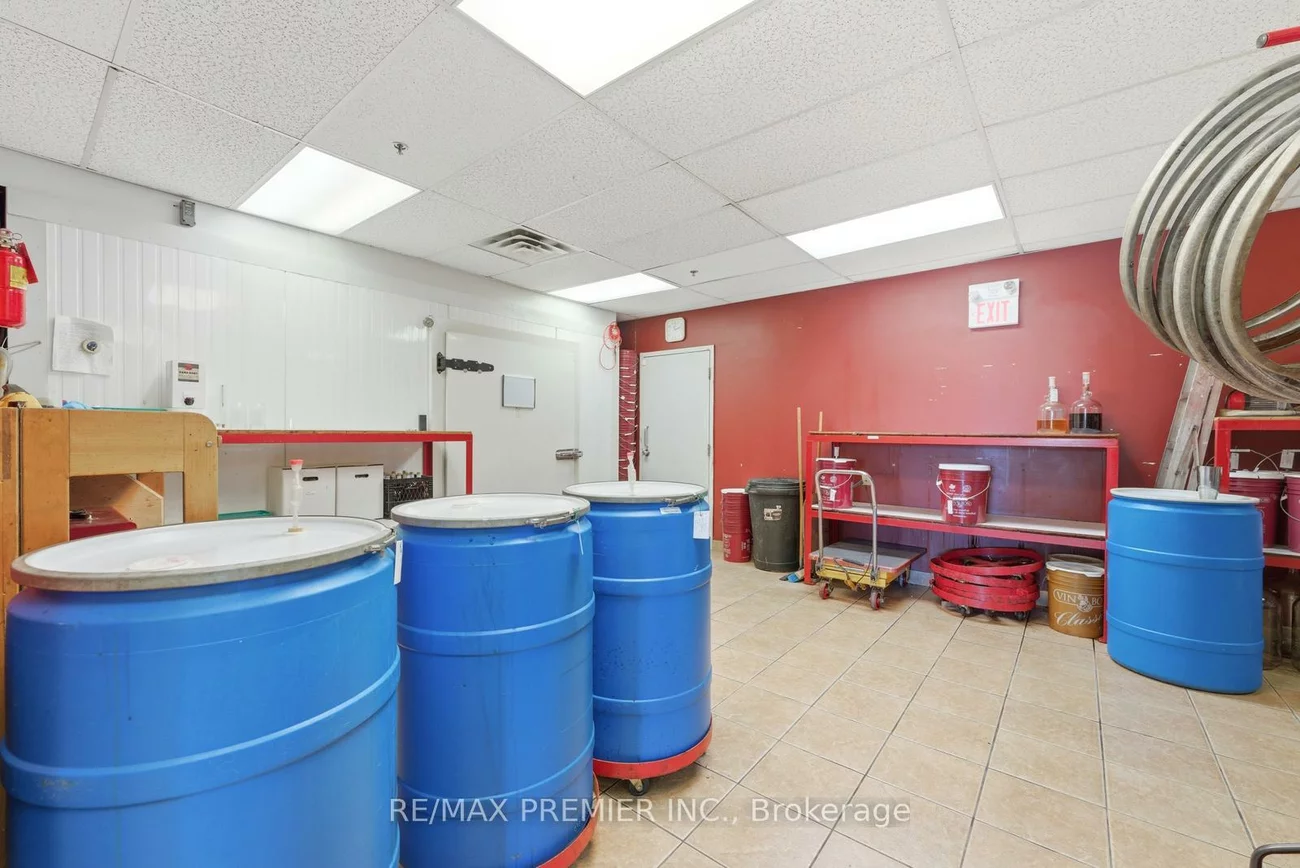 1100, Gorham, Newmarket Industrial Park, Newmarket