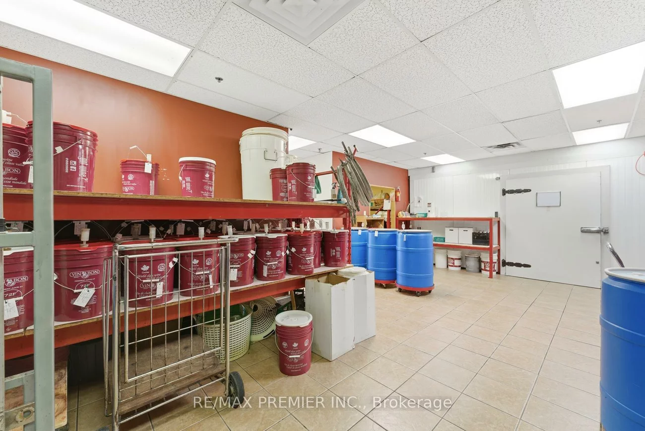 1100, Gorham, Newmarket Industrial Park, Newmarket