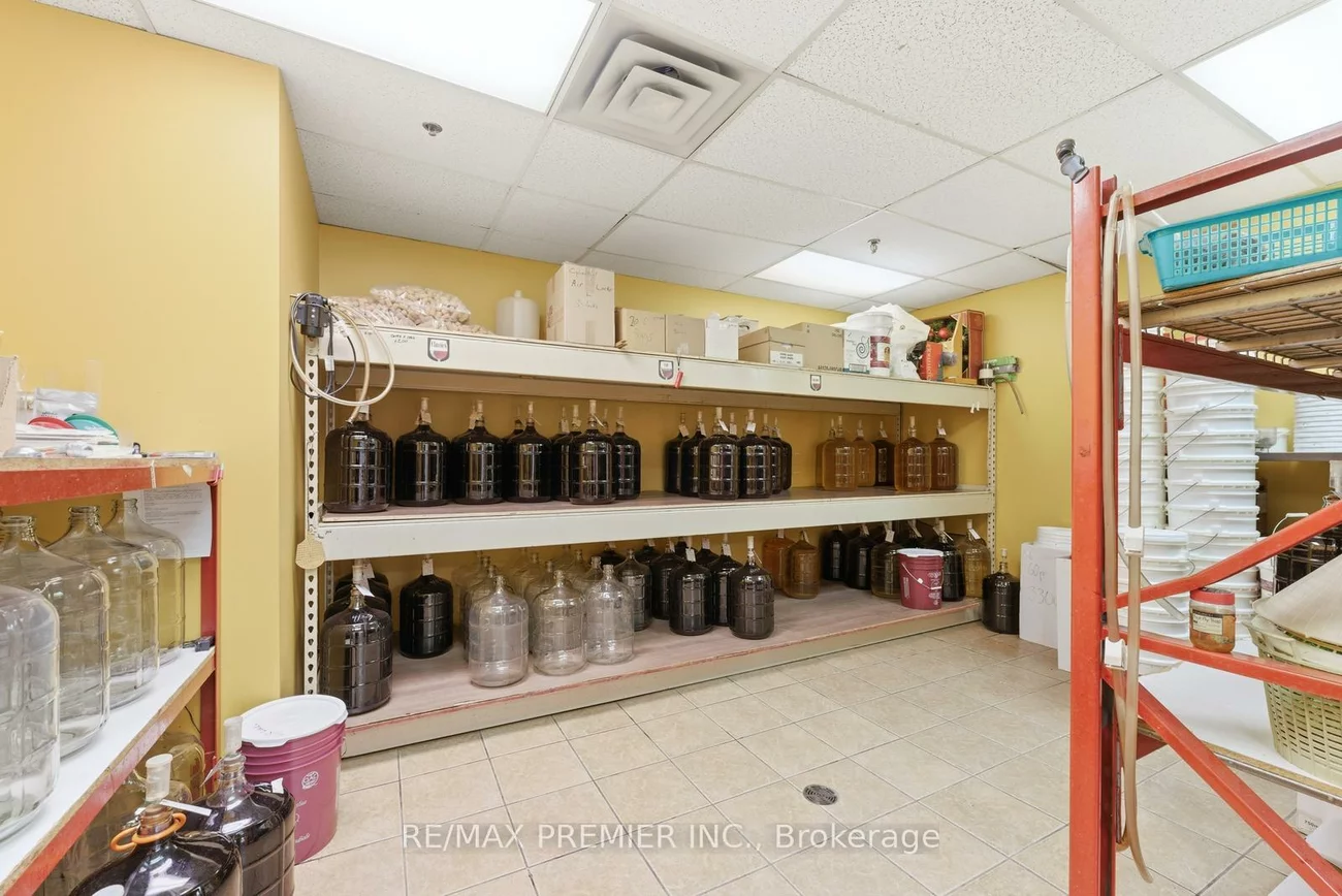 1100, Gorham, Newmarket Industrial Park, Newmarket