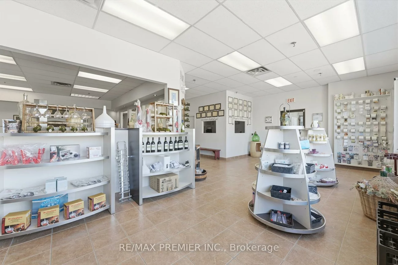 1100, Gorham, Newmarket Industrial Park, Newmarket