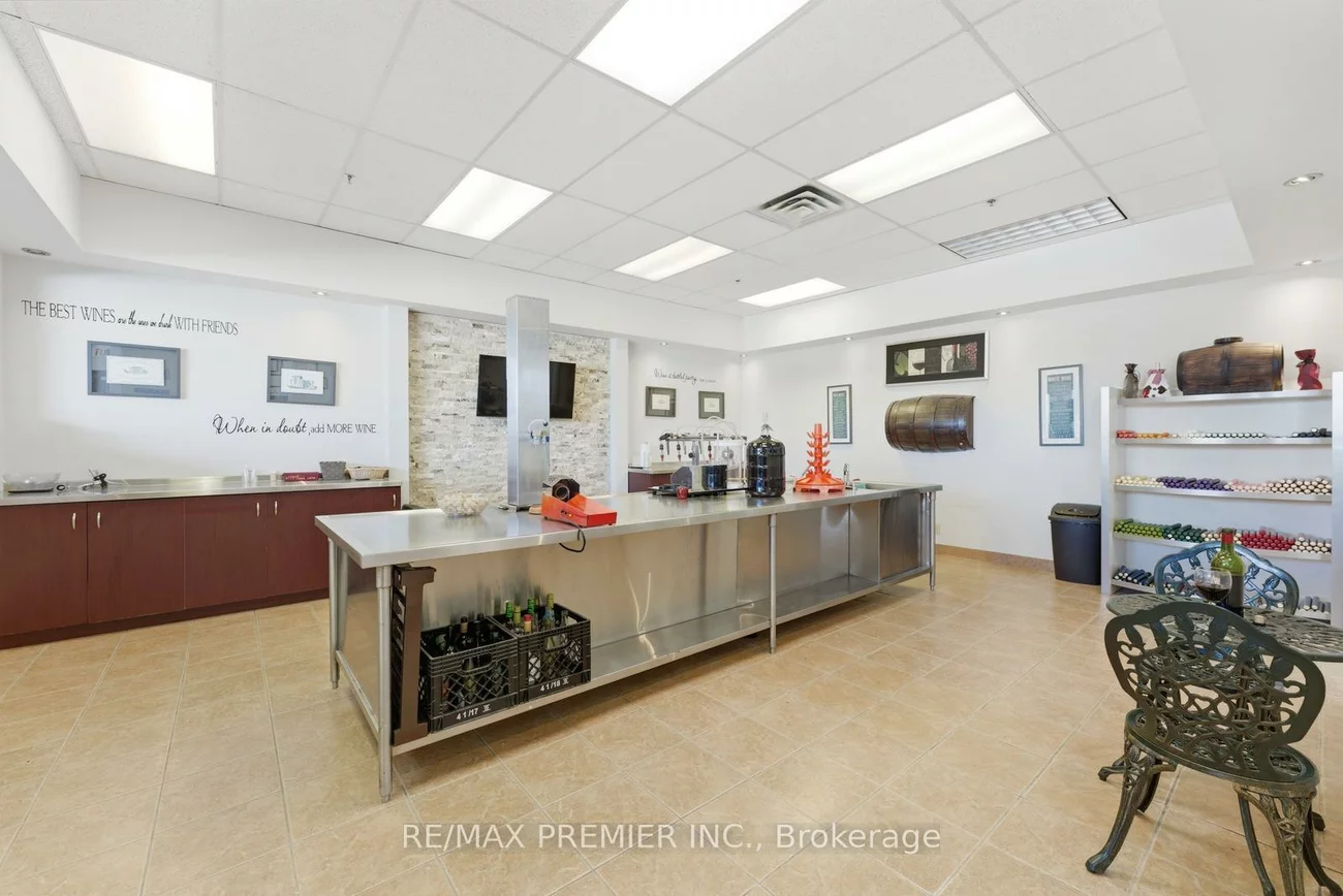 1100, Gorham, Newmarket Industrial Park, Newmarket