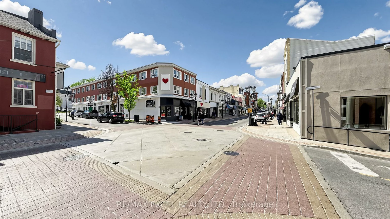 225, Main, Central Newmarket, Newmarket