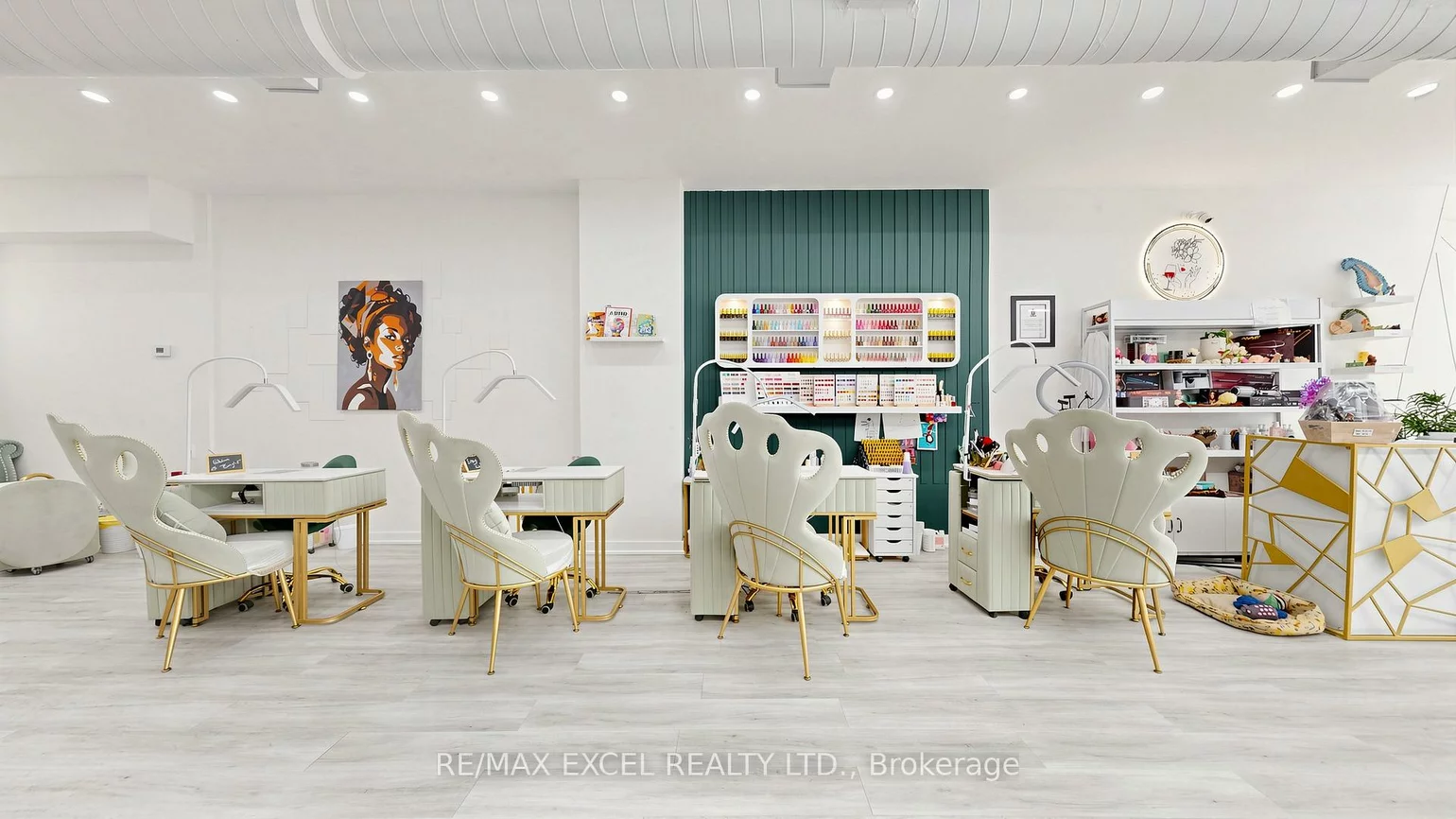 225, Main, Central Newmarket, Newmarket