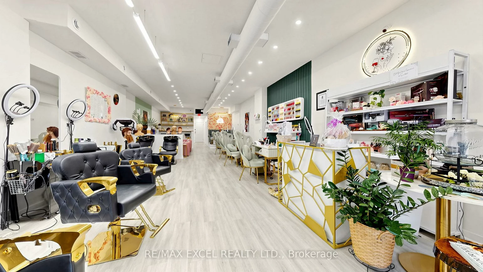 225, Main, Central Newmarket, Newmarket