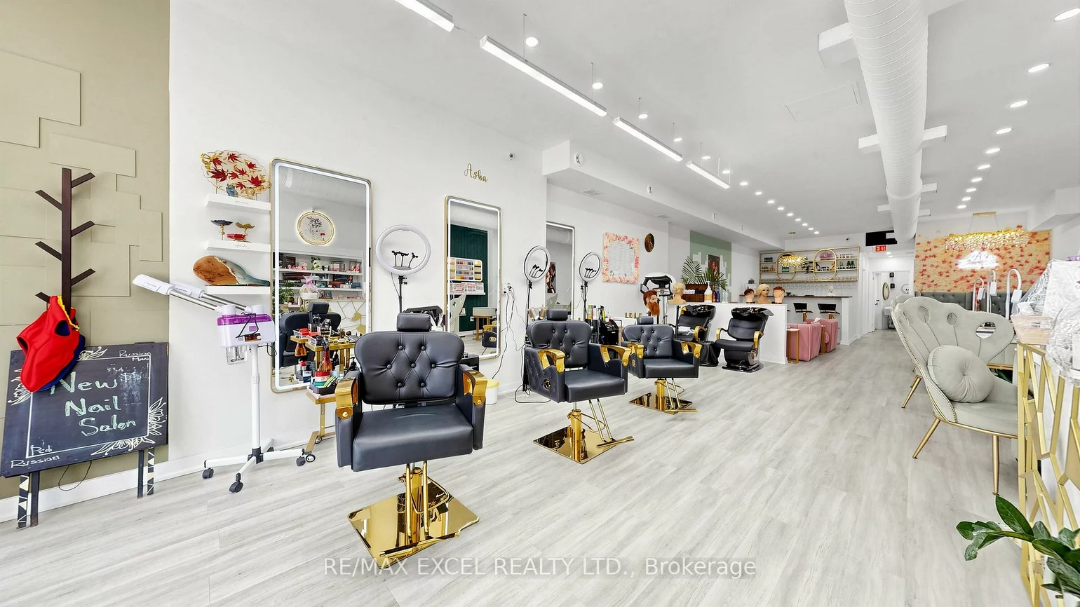 225, Main, Central Newmarket, Newmarket