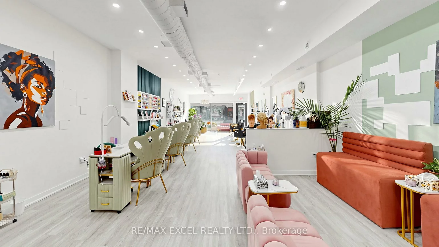 225, Main, Central Newmarket, Newmarket