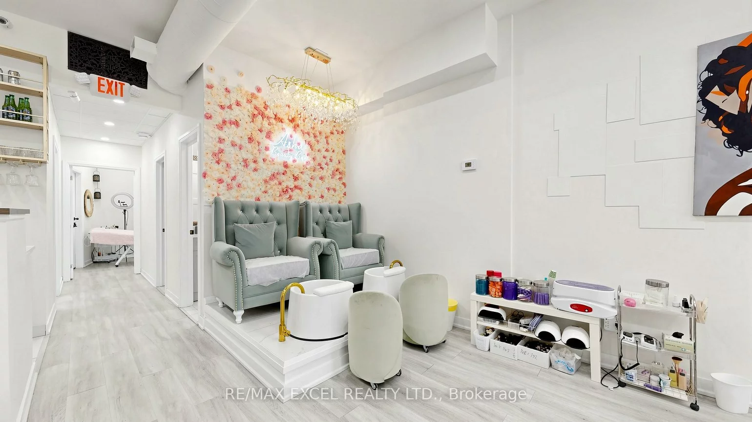 225, Main, Central Newmarket, Newmarket