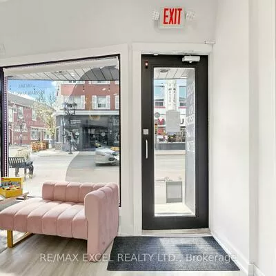 225, Main, Central Newmarket, Newmarket