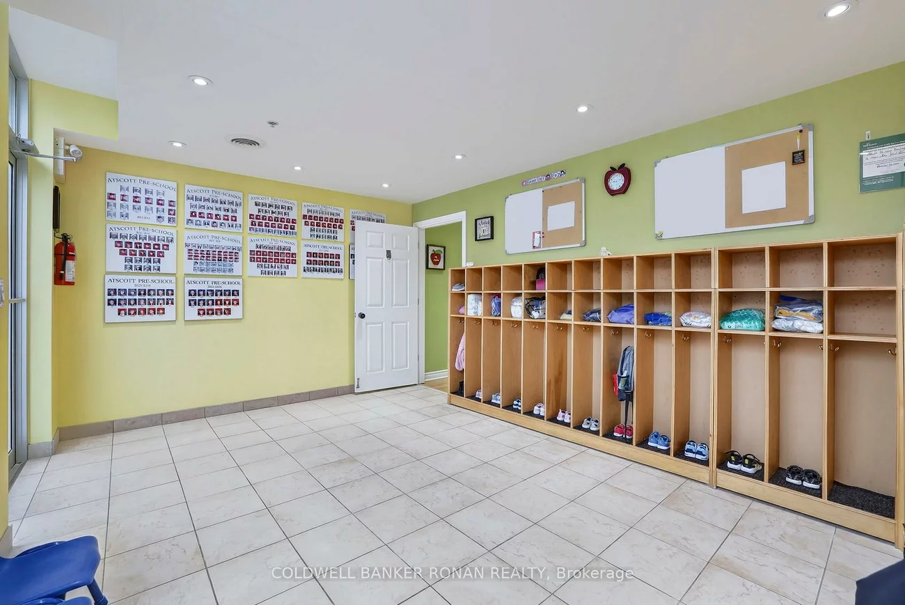 16945, Leslie, Newmarket Industrial Park, Newmarket