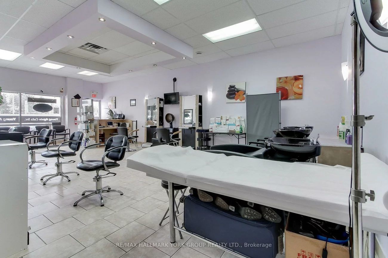 16700, Bayview, Stonehaven-Wyndham, Newmarket