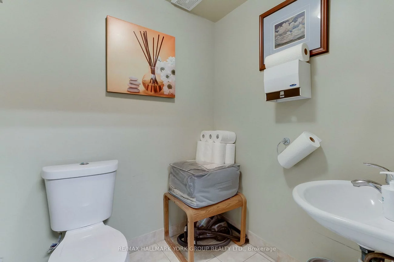16700, Bayview, Stonehaven-Wyndham, Newmarket