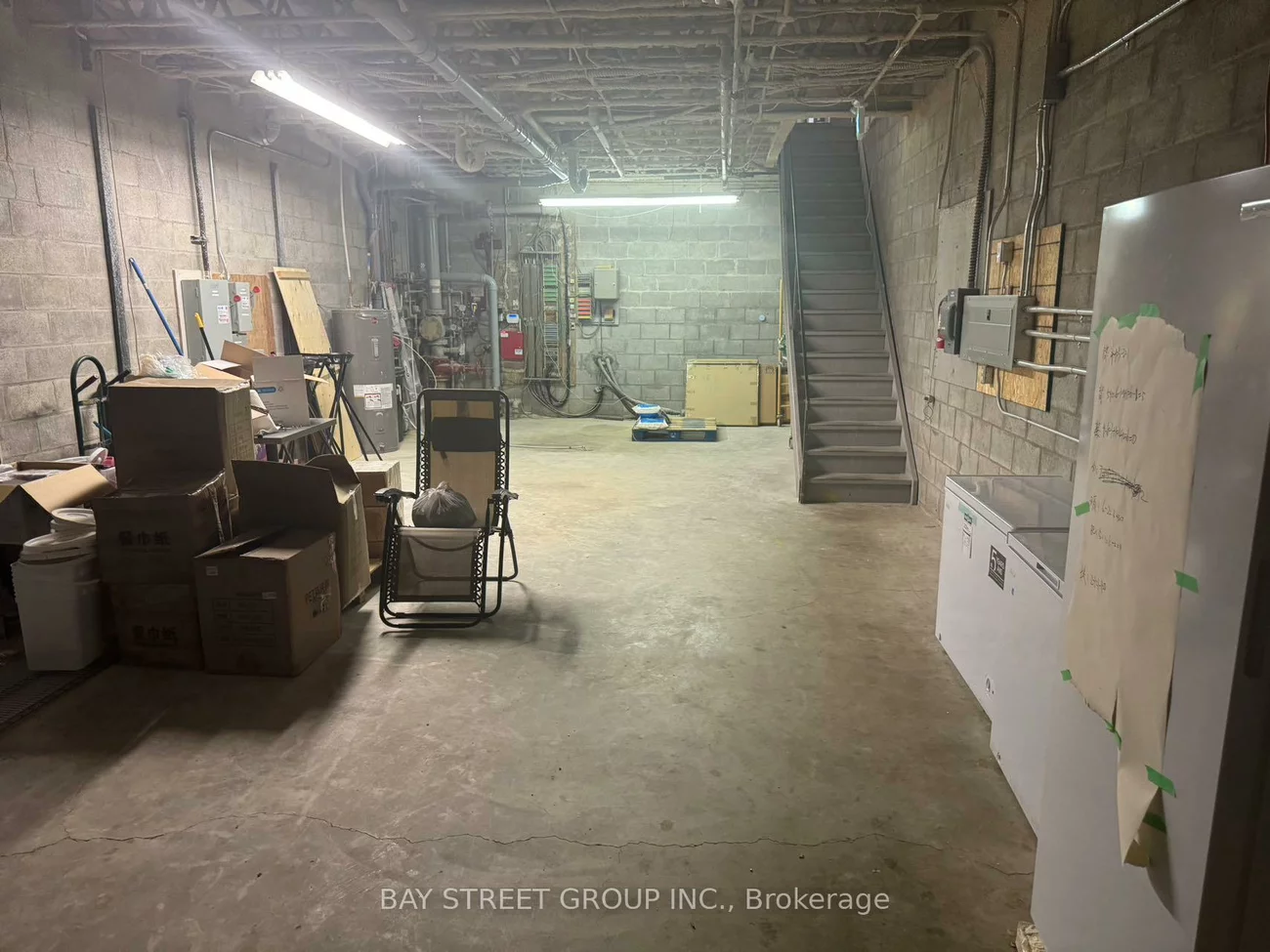 130, Davis, Central Newmarket, Newmarket