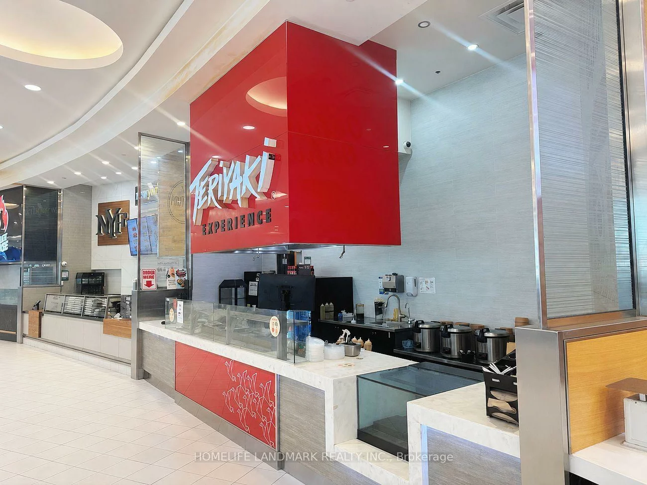 17600, Yonge, Woodland Hill, Newmarket
