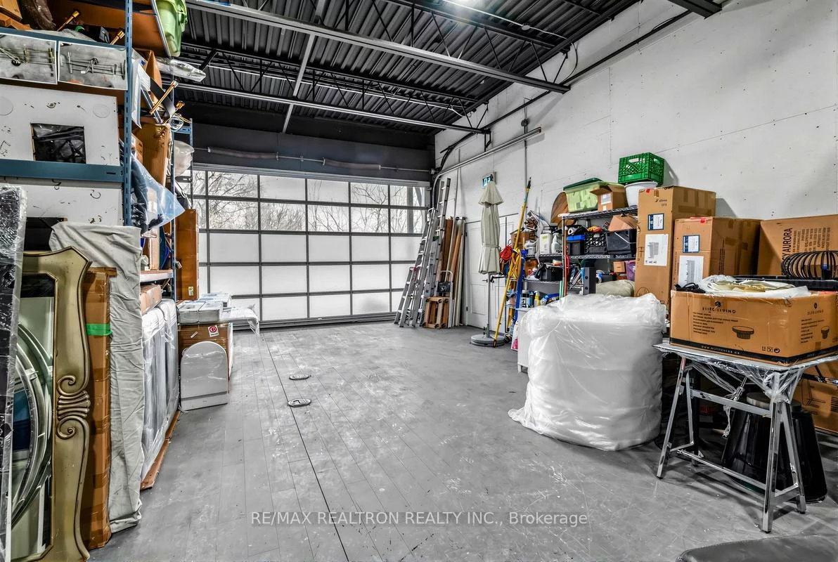 505, Queen, Central Newmarket, Newmarket