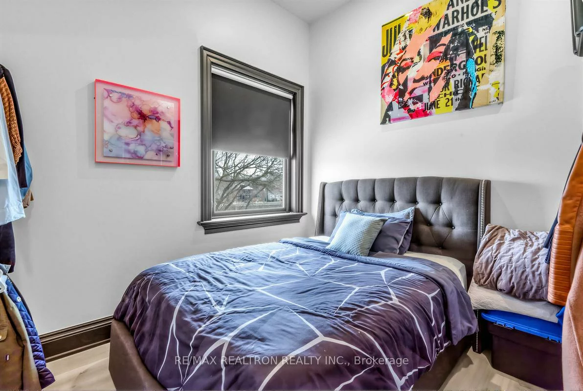 505, Queen, Central Newmarket, Newmarket