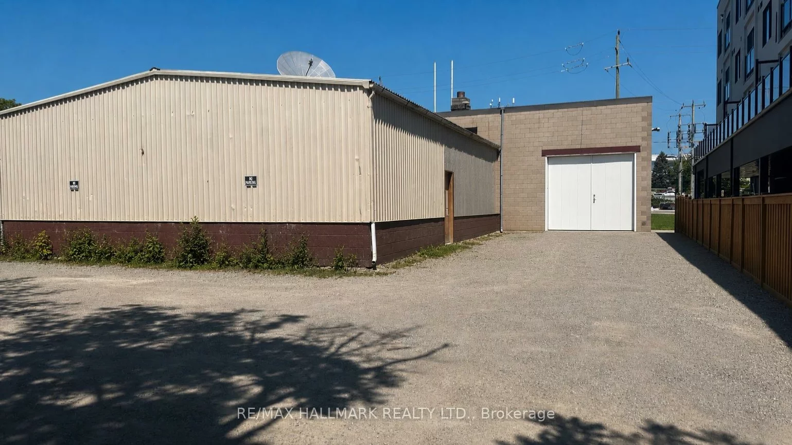 48, Prospect, Central Newmarket, Newmarket