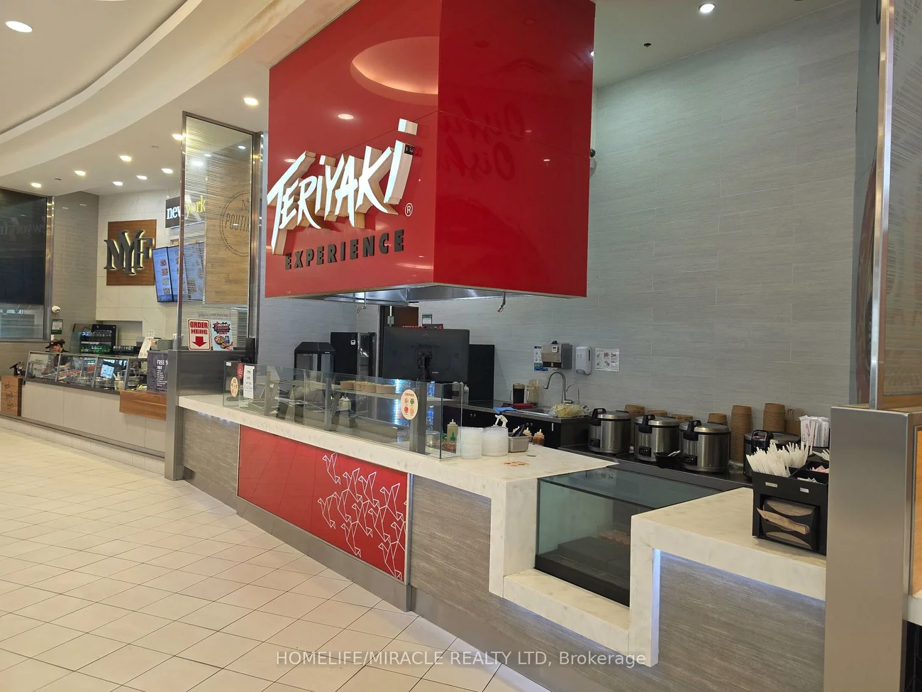 17600, Yonge, Woodland Hill, Newmarket