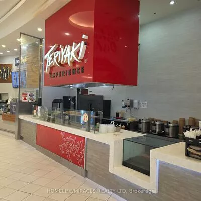 17600, Yonge, Woodland Hill, Newmarket