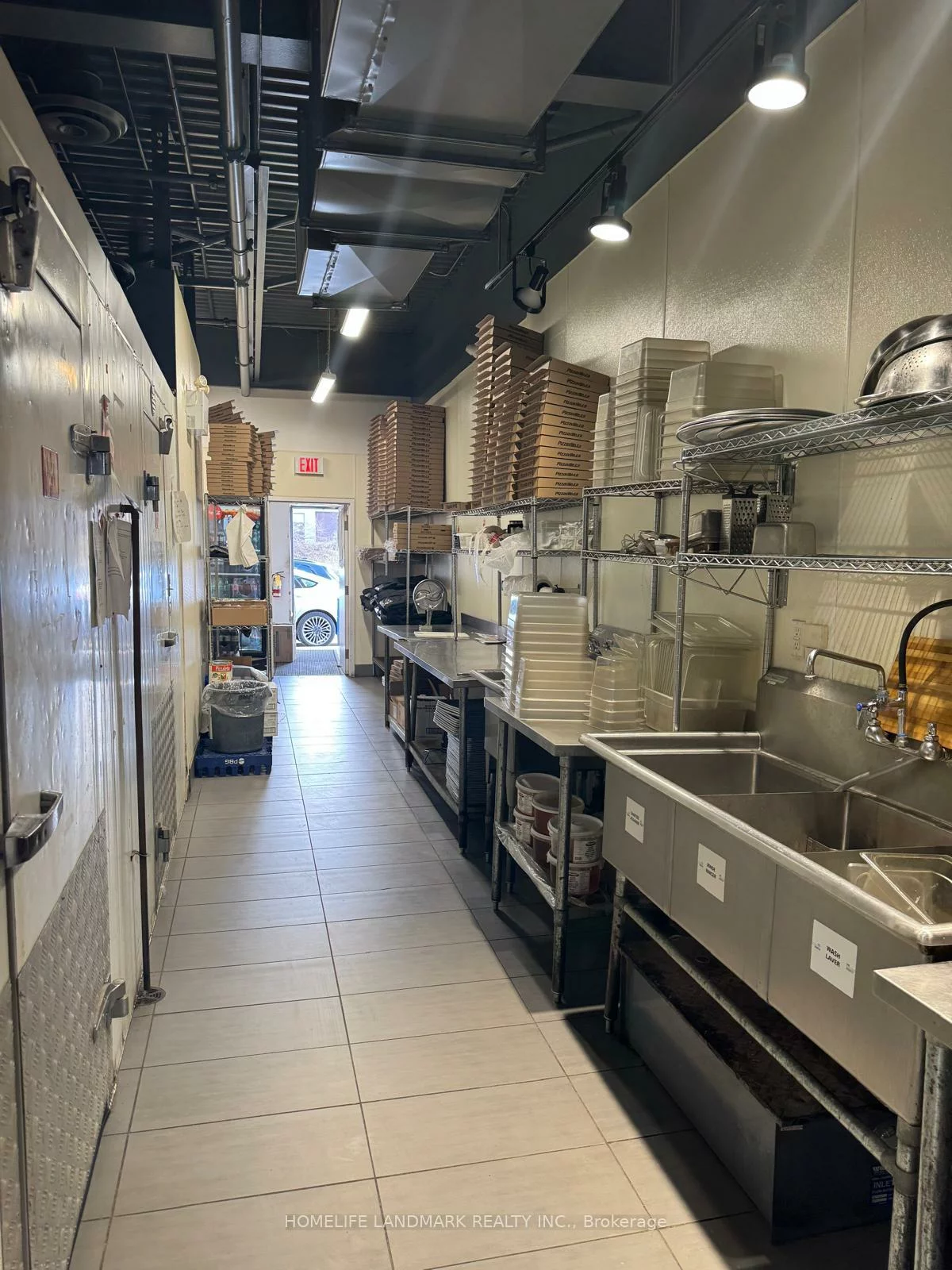 1111, Davis, Newmarket Industrial Park, Newmarket