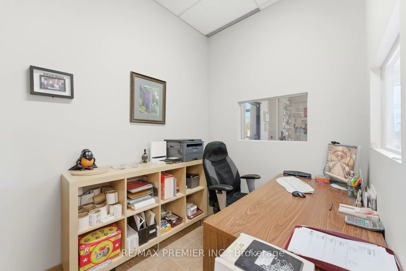 1100, Gorham, Newmarket Industrial Park, Newmarket