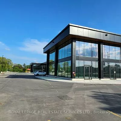 530, Speers, 1014 - QE Queen Elizabeth, Oakville