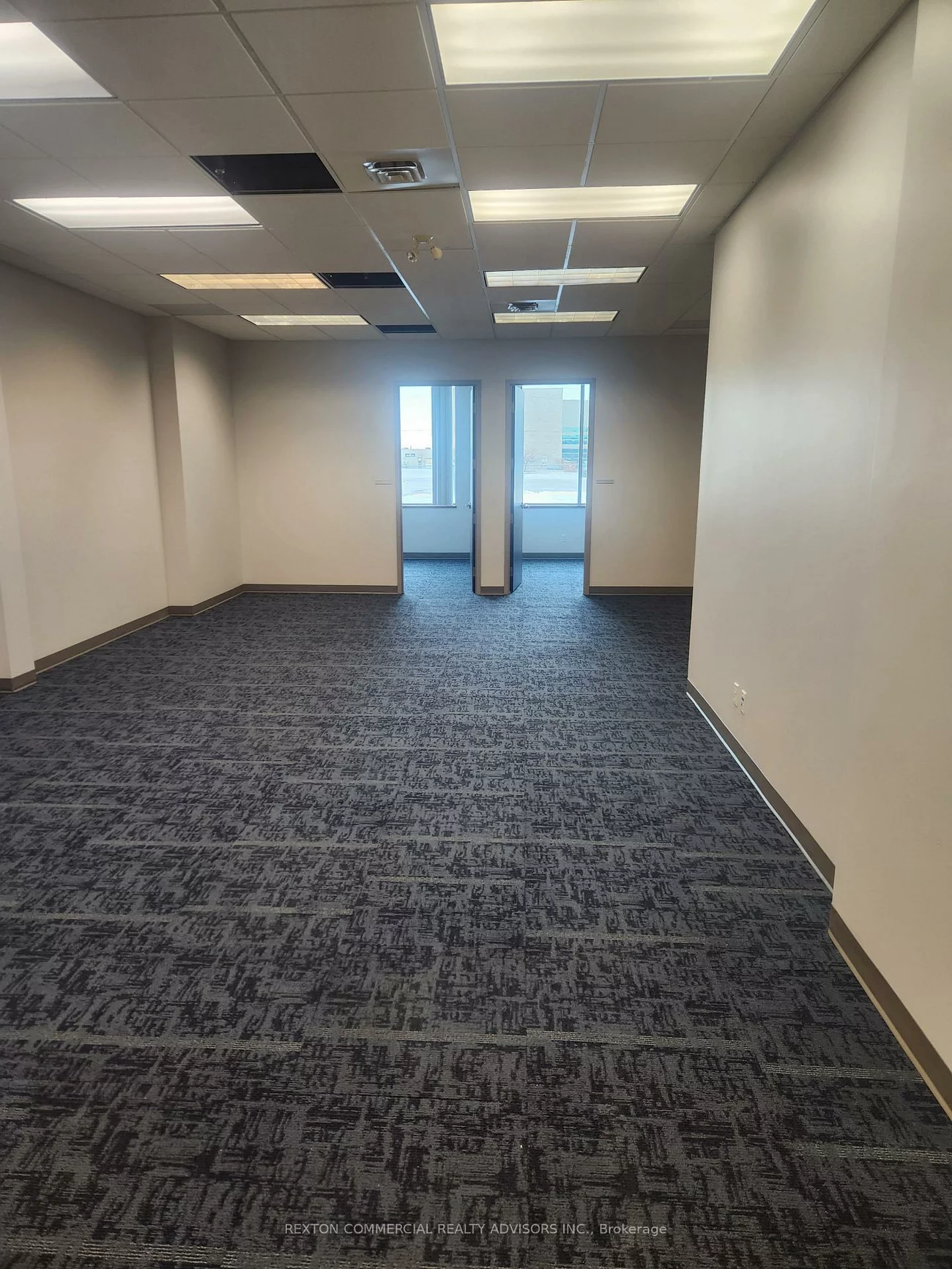 240, Wyecroft, 1014 - QE Queen Elizabeth, Oakville