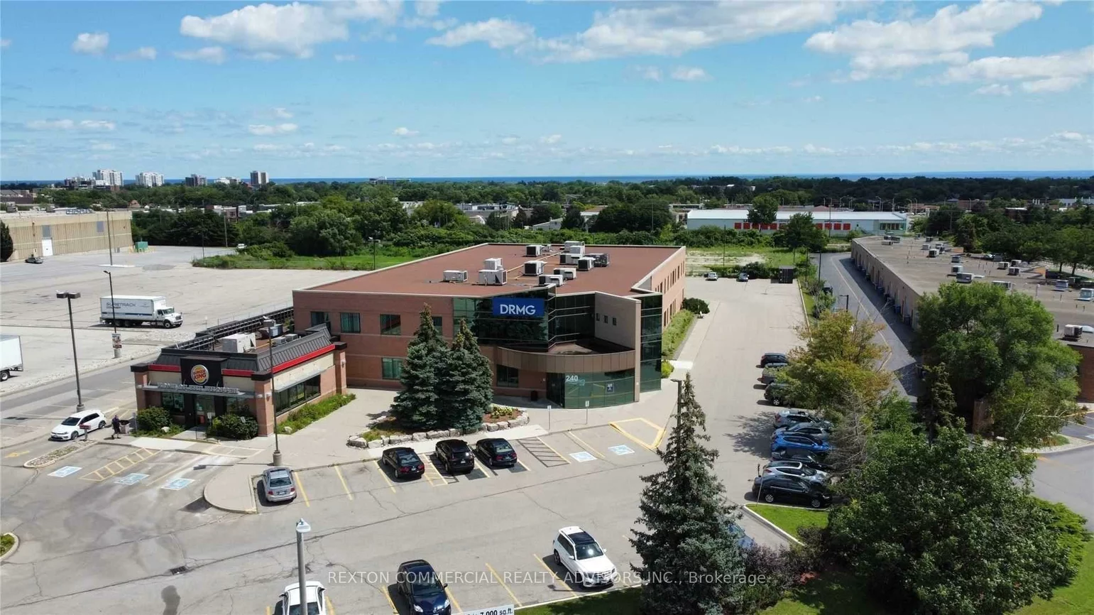 240, Wyecroft, 1014 - QE Queen Elizabeth, Oakville