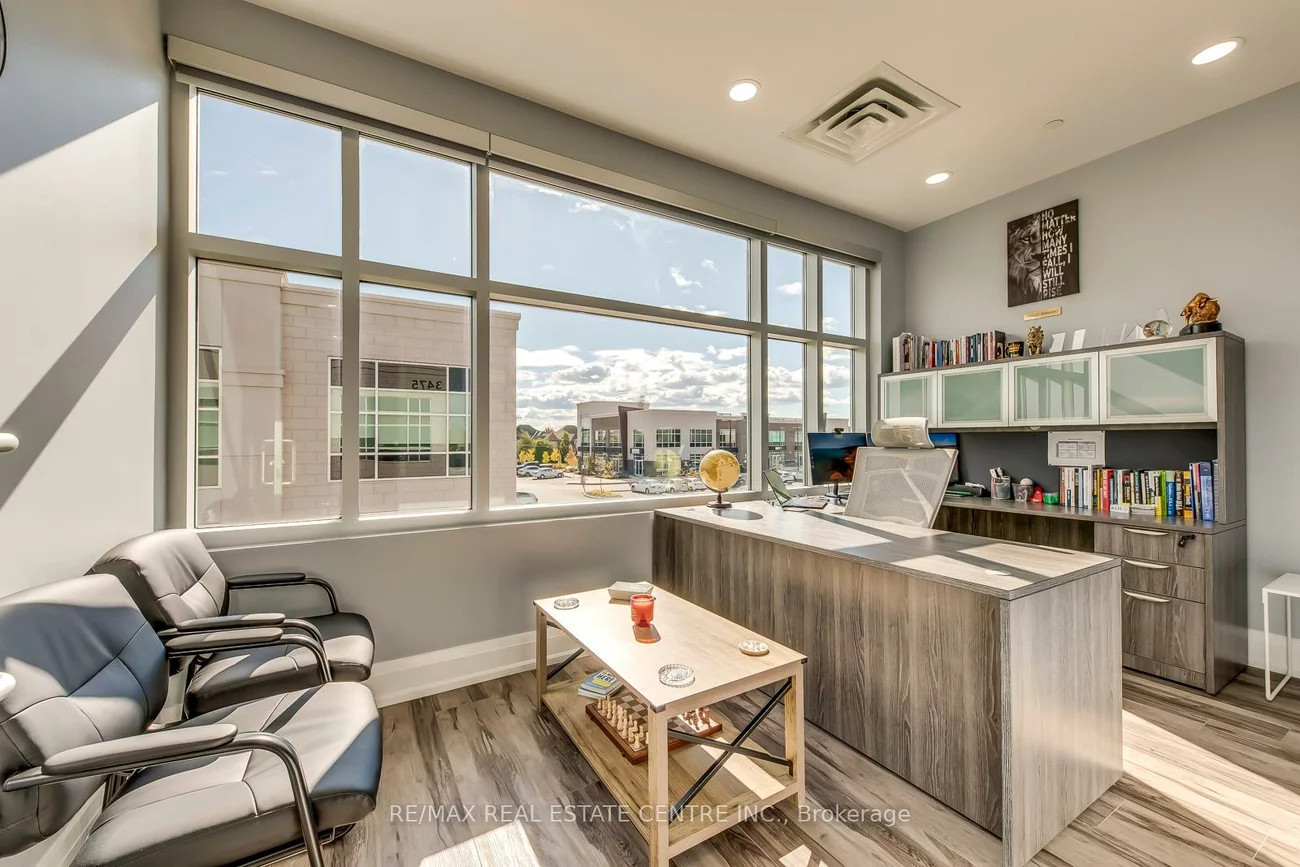 3475, Rebecca, 1014 - QE Queen Elizabeth, Oakville