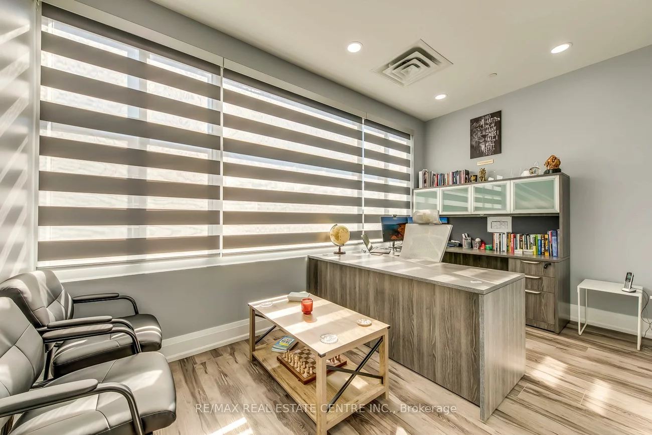 3475, Rebecca, 1014 - QE Queen Elizabeth, Oakville