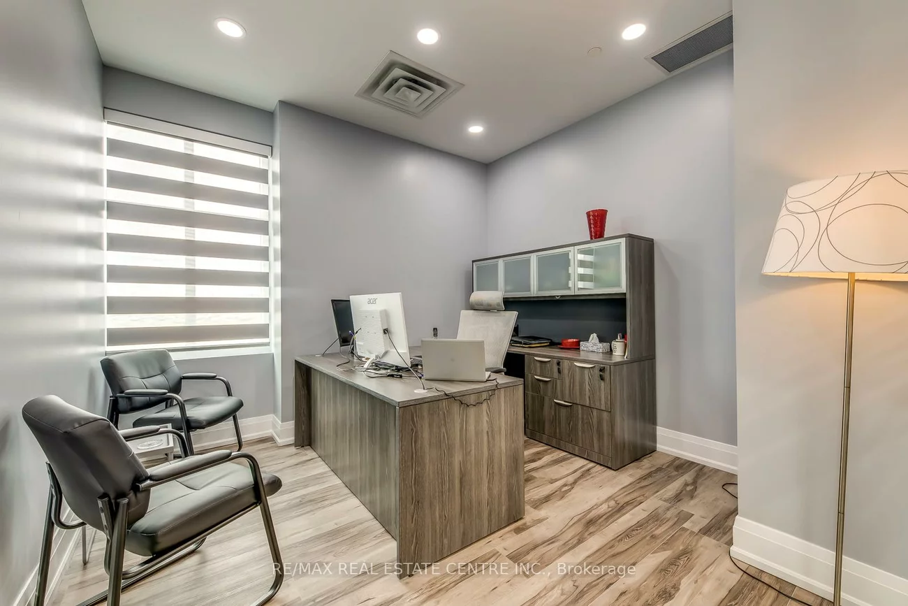 3475, Rebecca, 1014 - QE Queen Elizabeth, Oakville