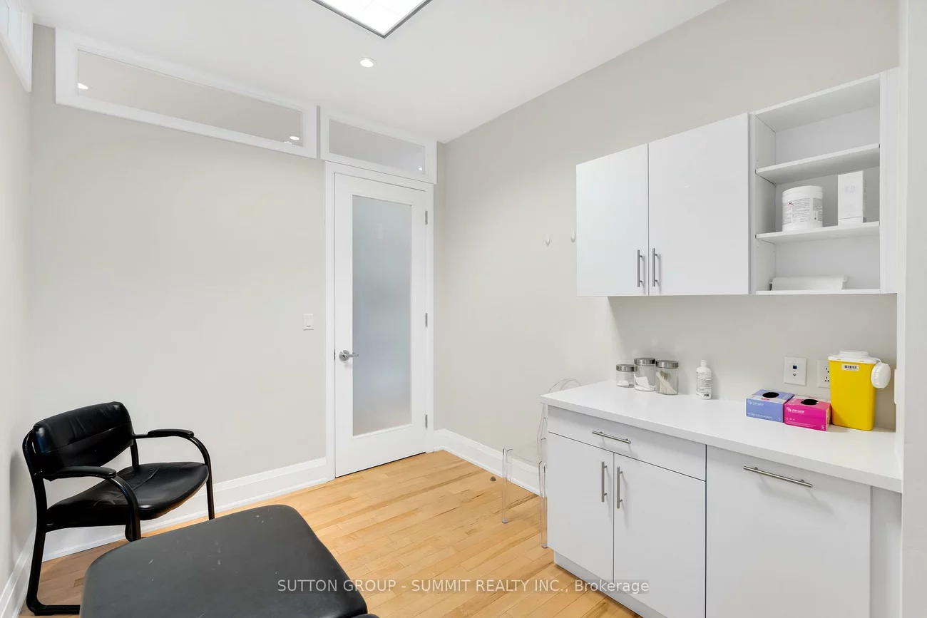 2390, Bristol, 1021 - WP Winston Park, Oakville