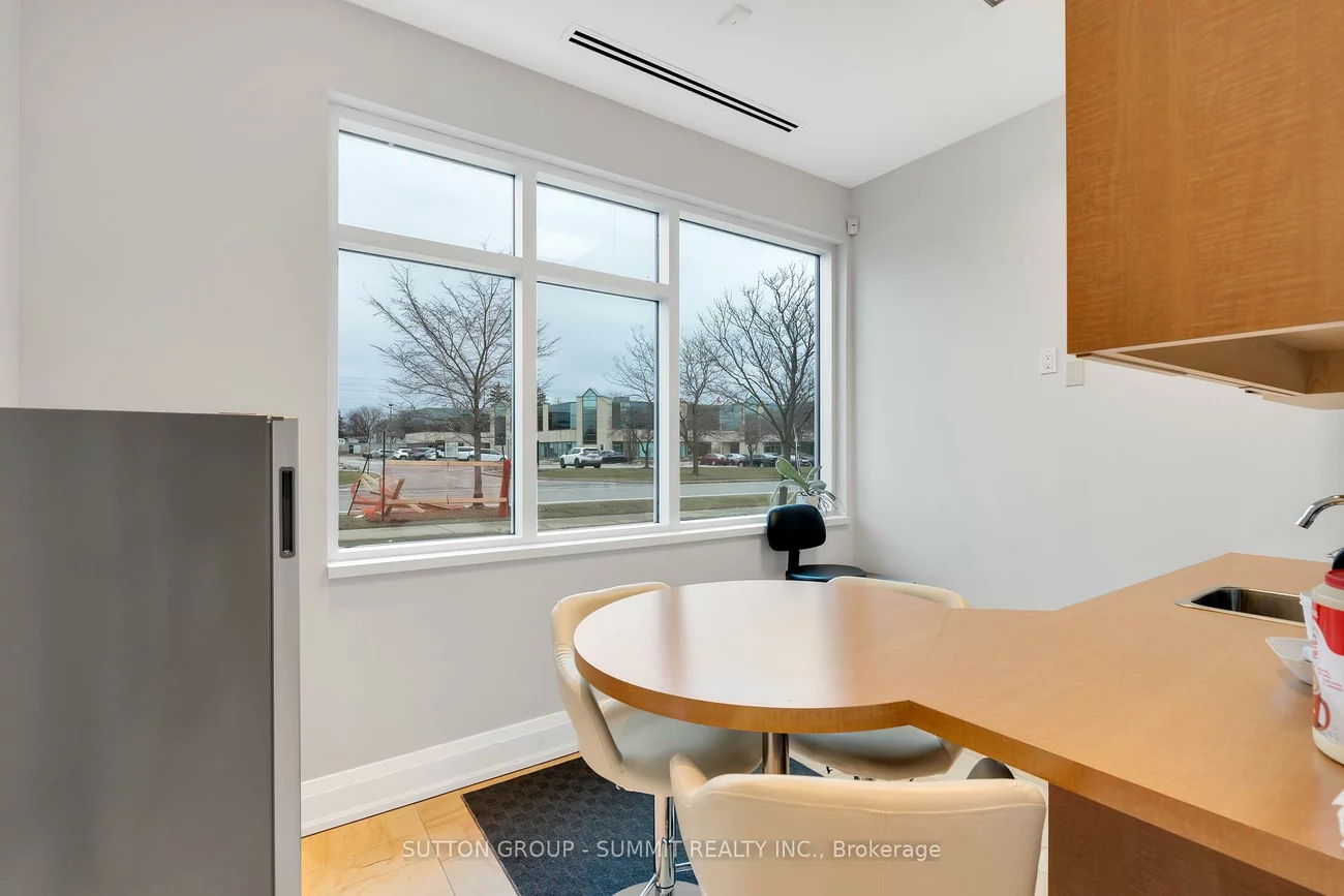 2390, Bristol, 1021 - WP Winston Park, Oakville