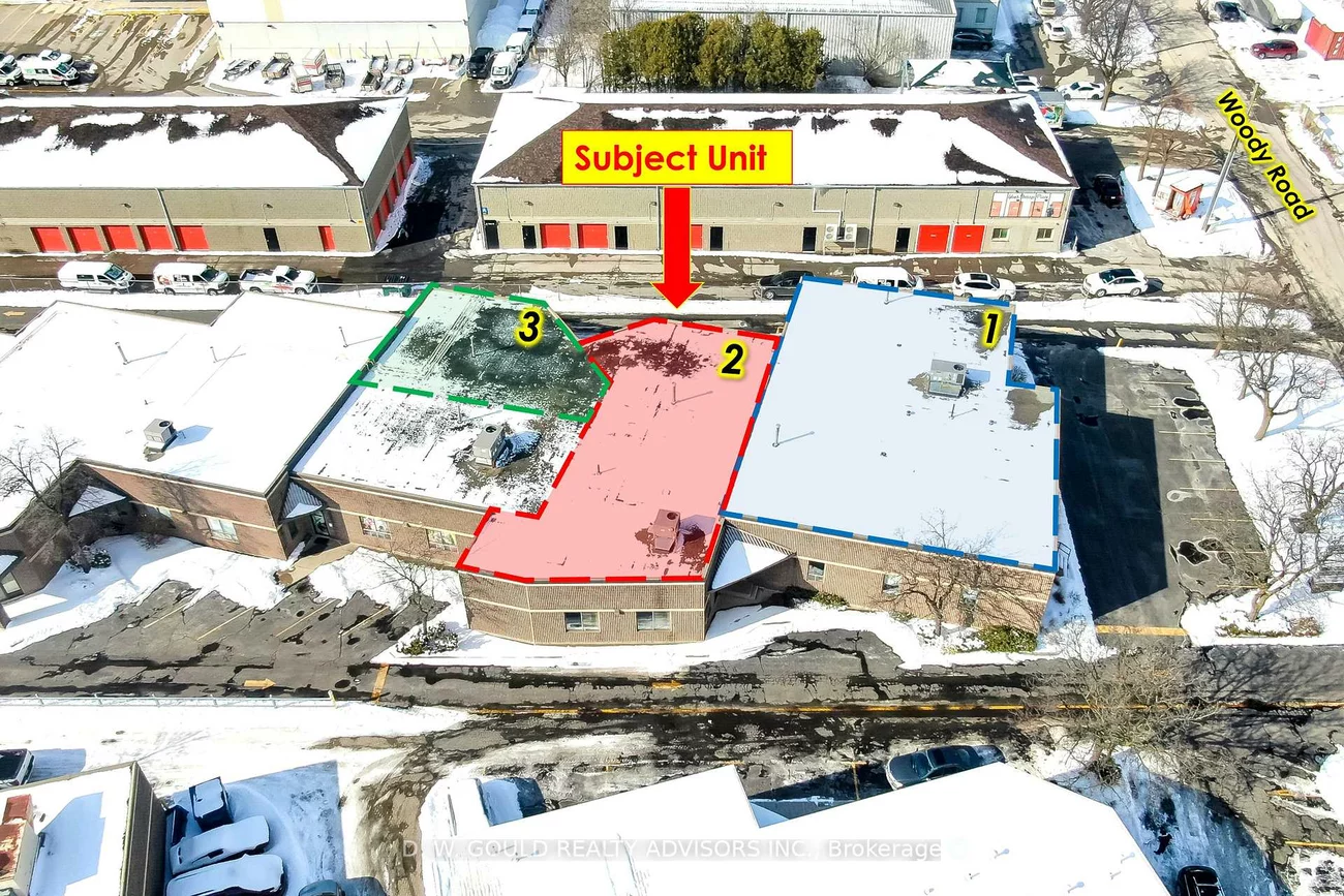 460, Woody, 1014 - QE Queen Elizabeth, Oakville