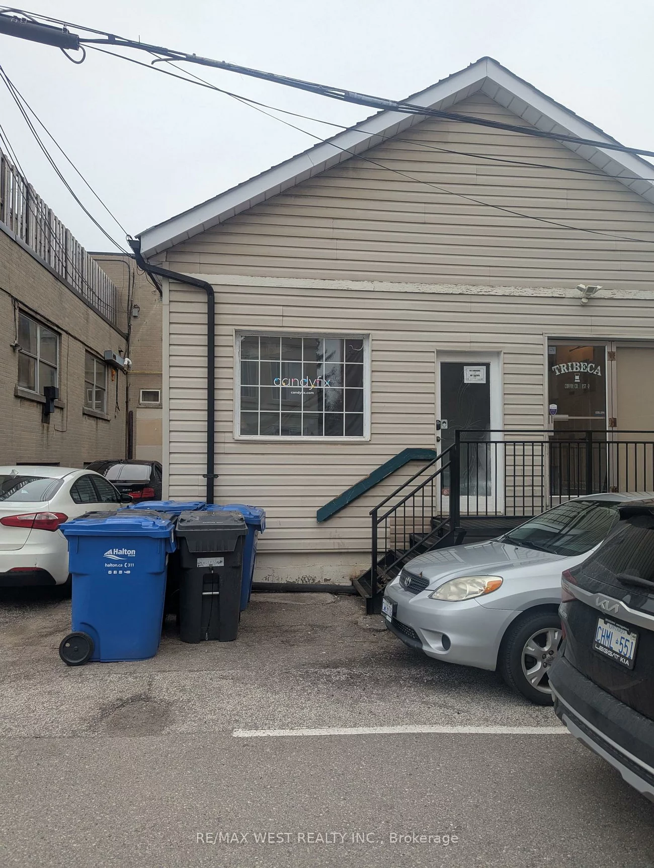 174, Lakeshore, 1002 - CO Central, Oakville