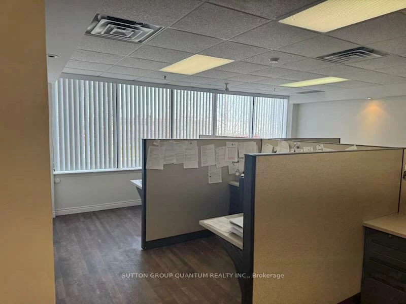 1200, Speers, 1014 - QE Queen Elizabeth, Oakville