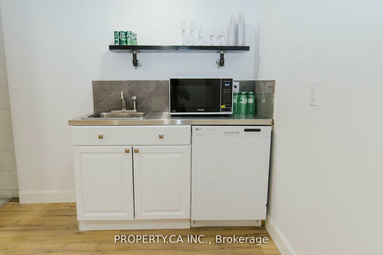 154, Kerr, 1002 - CO Central, Oakville