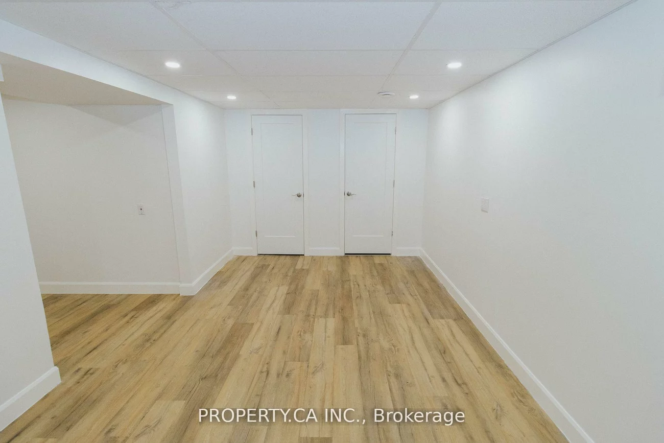 154, Kerr, 1002 - CO Central, Oakville