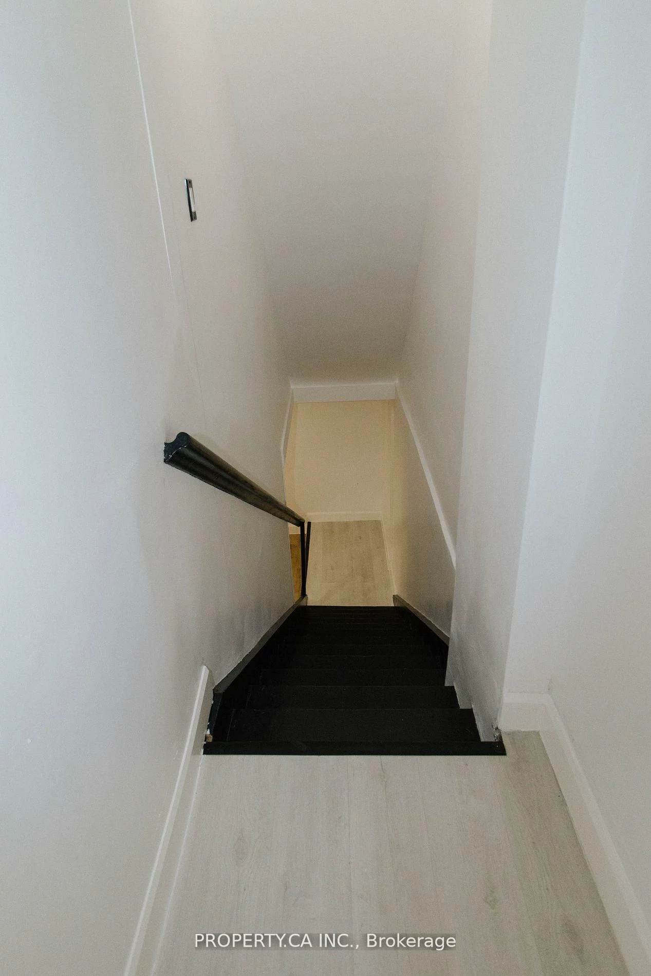154, Kerr, 1002 - CO Central, Oakville