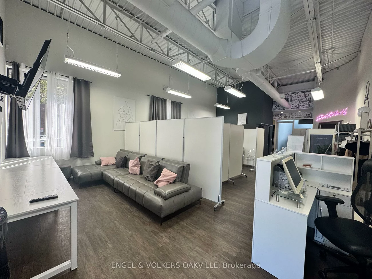 301, Robinson, 1013 - OO Old Oakville, Oakville